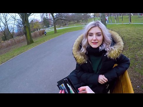 ❤️ Înghite sperma fierbinte a unui străin pentru bani - muie în parc de Eva Elfie at us ro.mysexpics.ru ☑